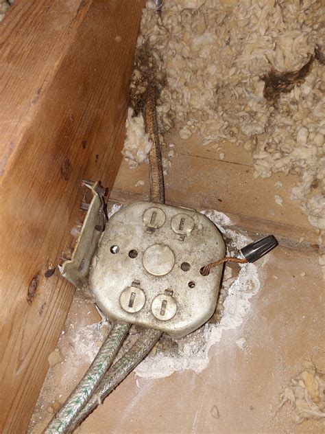 What to use to seal a ceiling mounted electrical box